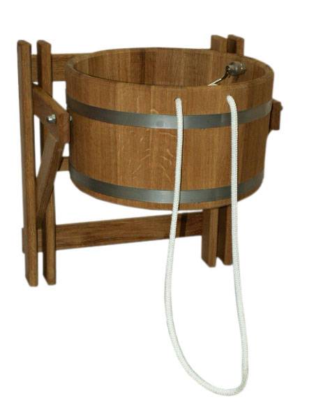 Подвесная дубовая кадка для обливания водой (ведро-водопад) ёмкостью 20 литров Бондарный дом
