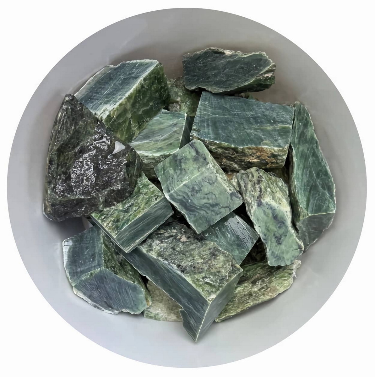 Камень Нефрит колотый (5-12 см) 10 кг с лечебным эффектом Камень Нефрит колотый (5-12 см) 10 кг с лечебным эффектом